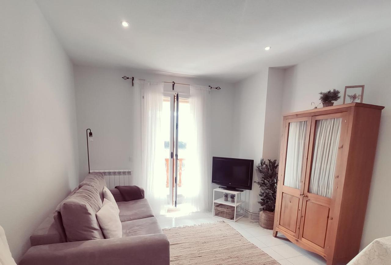 Apartamento Goxoa Jaca Ngoại thất bức ảnh
